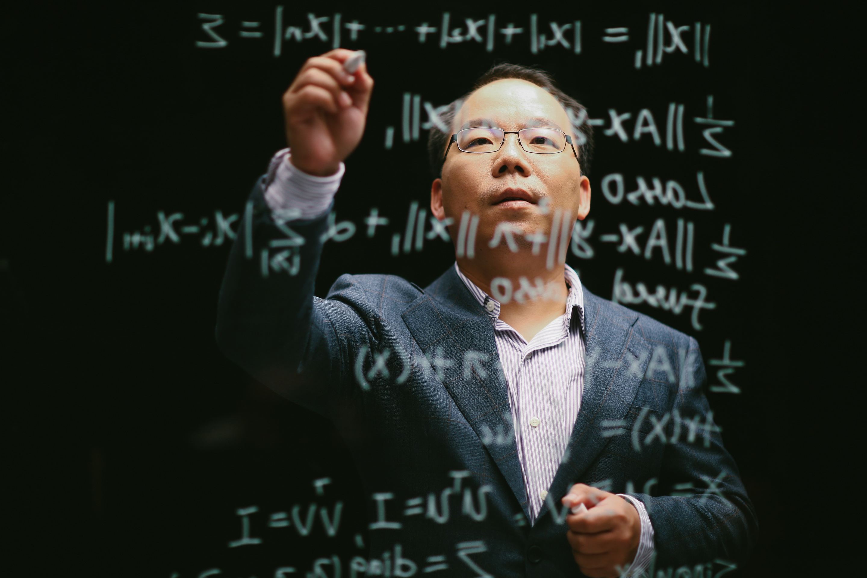 叶杰平博士简介